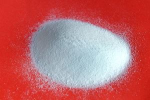 Puder za glađenje na staklu na vodi